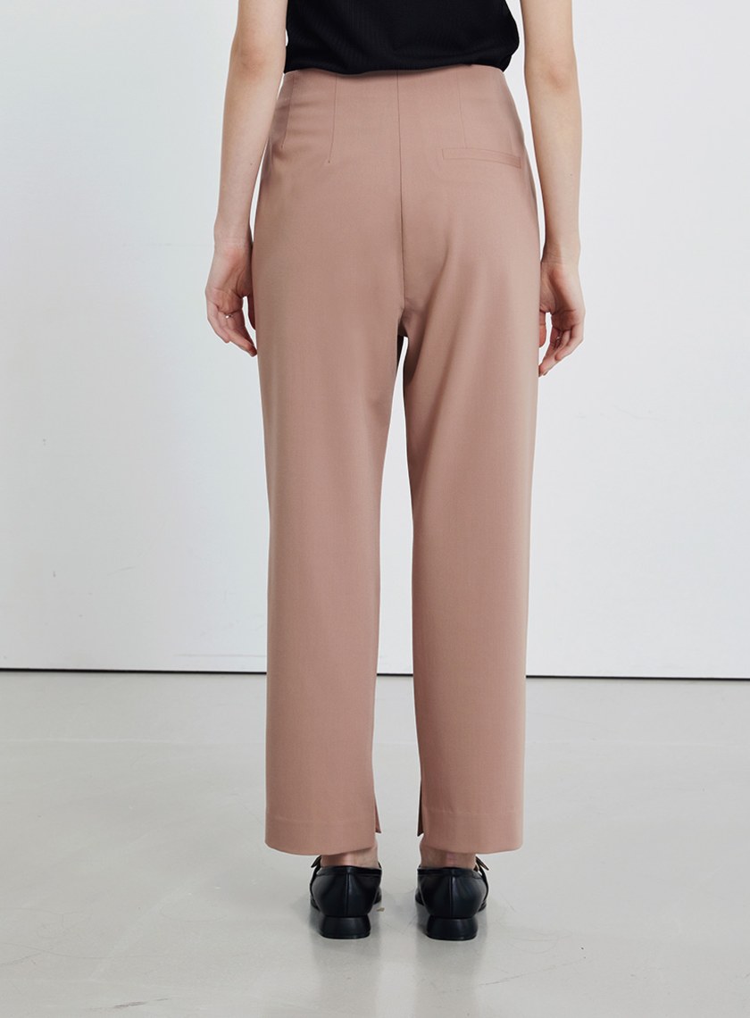 俐落內開衩錐形西裝褲